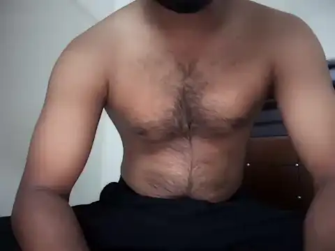 bossyjuicy online show from April 8, 7:00 pm