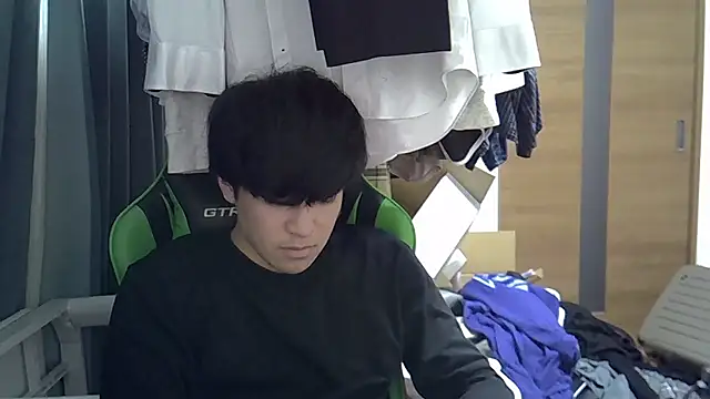 Snapshot of aokunvvv chatting on September 20, 4:51 pm aokunvvv online show from September 20, 4:51 pm