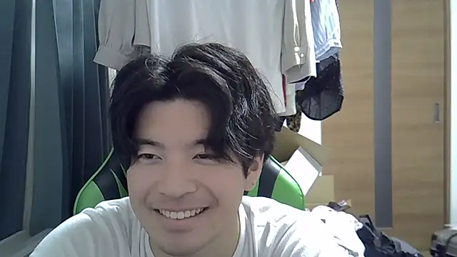 Snapshot of aokunvvv chatting on October 7, 5:17 pm aokunvvv online show from October 7, 5:17 pm