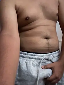 engineerboy14 online show from March 15, 7:05 am