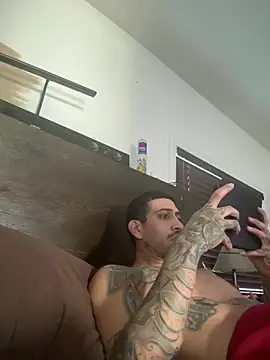 busnfatnutsLildee online show from February 6, 6:27 pm