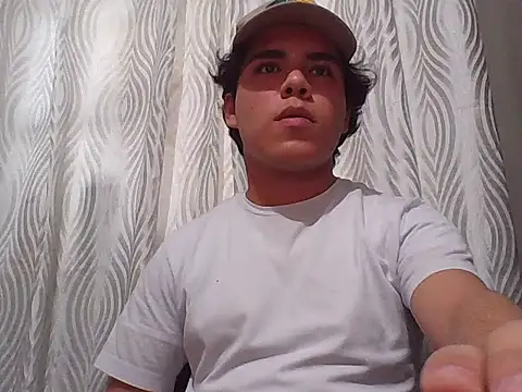 kjesusd12 online show from October 1, 9:30 pm