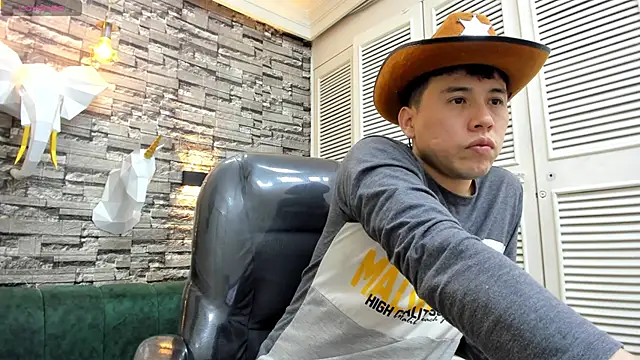 Nick Wolff online show from November 27, 2:59 am