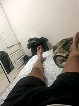 Morenolatino881 online show from October 24, 1:29 am