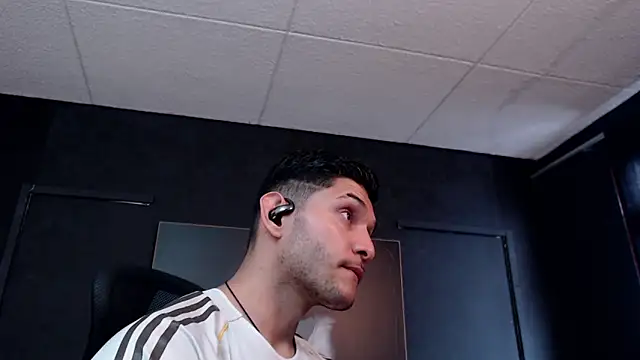 RichardMilleer online show from April 15, 3:56 pm