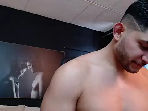 Snapshot of RichardMilleer chatting on October 16, 1:52 pm RichardMilleer online show from October 16, 1:52 pm