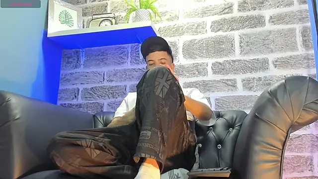 kevinn blue1 online show from October 28, 12:13 am