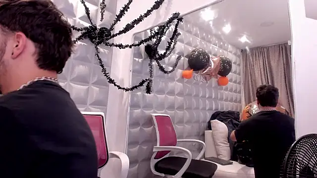 Jack Daniel   online show from October 28, 5:37 pm