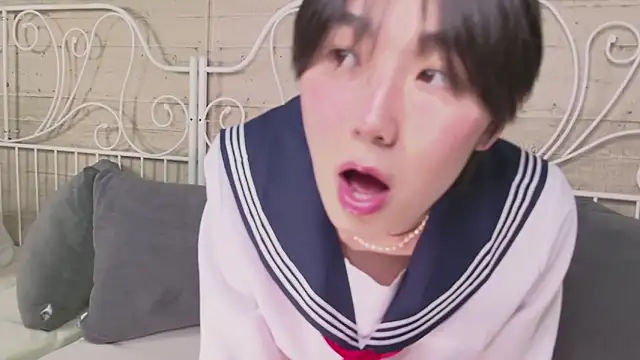 HeejinWang online show from November 5, 9:55 am