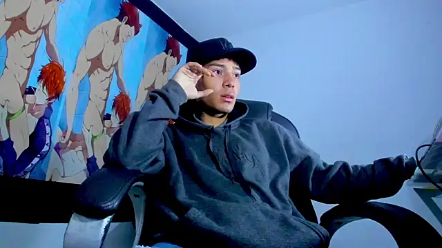 Snapshot of Hunteer_Boy chatting on September 20, 7:47 pm Hunteer Boy online show from September 20, 7:47 pm