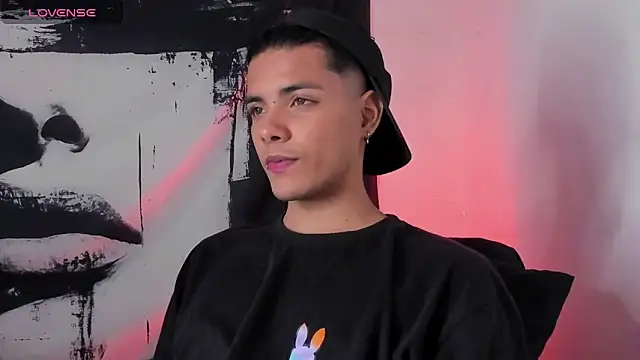 Avaggi online show from November 3, 11:06 pm