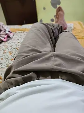 karandeep Bhagat online show from April 23, 12:29 pm