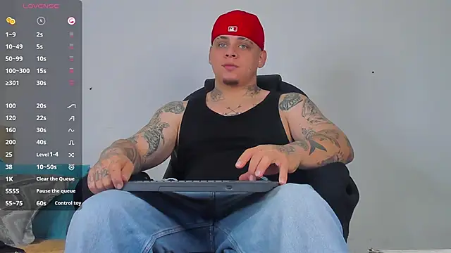 Snapshot of denis_munera chatting on September 28, 12:47 pm denis munera online show from September 28, 12:47 pm