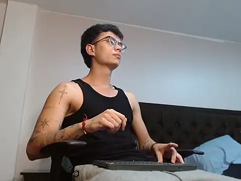 jaico santos online show from September 22, 11:15 pm