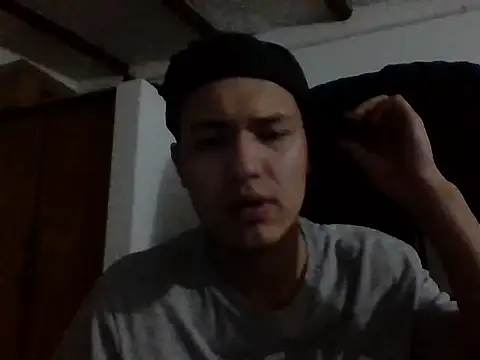 Snapshot of El_awo_ chatting on September 29, 3:38 am El awo online show from September 29, 3:38 am