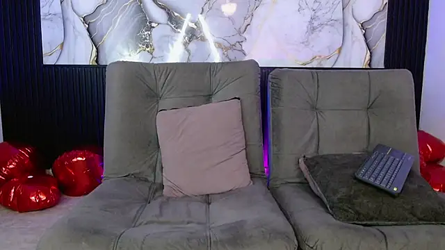 deivid bigcock1 online show from October 12, 12:37 am