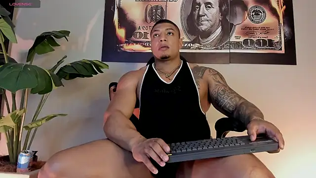 chrizmacgregor online show from April 24, 12:46 am