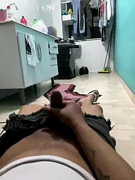 kylieputinha online show from October 1, 5:44 am