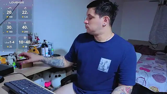 ryden 01 online show from December 14, 2:51 am