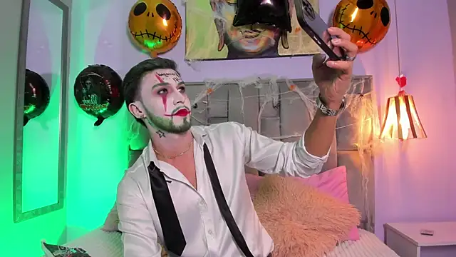 Prince-Dalton online show from October 31, 11:52 pm