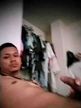 Snapshot of Mohamedxxx13 chatting on October 17, 3:38 pm Mohamedxxx13 online show from October 17, 3:38 pm