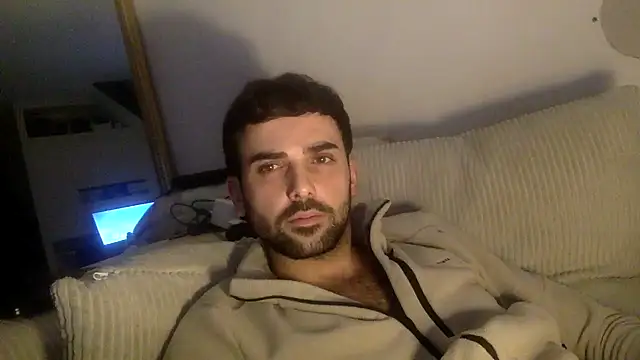 eauminerale online show from February 10, 9:41 pm