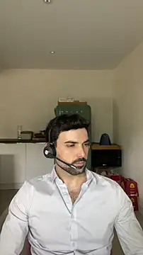 eauminerale online show from April 27, 11:40 am