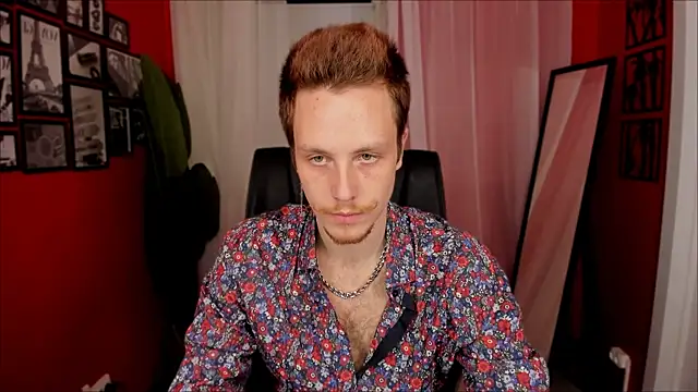 LeoMooree online show from November 3, 4:09 pm