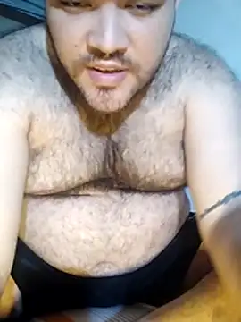 big bearr online show from March 1, 10:31 pm