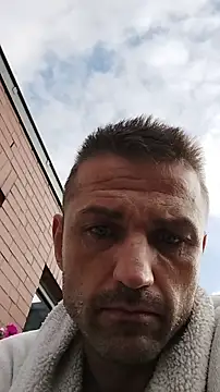 Snapshot of Daniel85Schlam chatting on September 26, 8:23 am Daniel85Schlam online show from September 26, 8:23 am