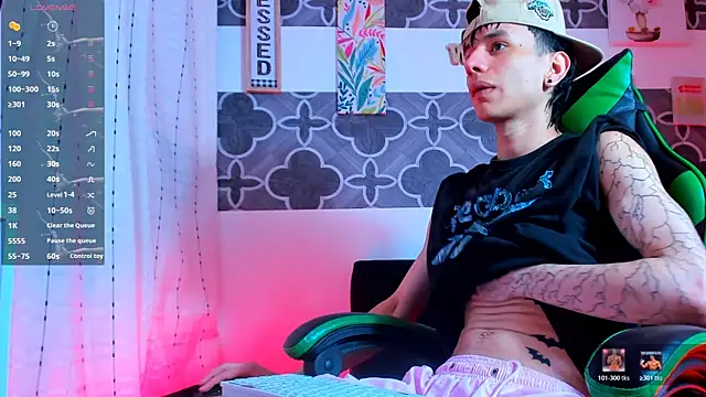 Skinny batman online show from January 5, 8:45 pm