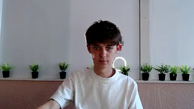 Snapshot of Hoot_Dude_ chatting on October 15, 1:52 pm Hoot Dude online show from October 15, 1:52 pm