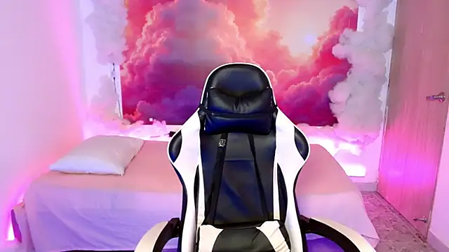 AlexPiersss online show from December 1, 7:06 pm