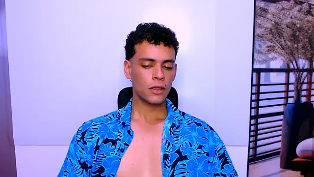 DominicBlazze online show from October 7, 9:08 pm