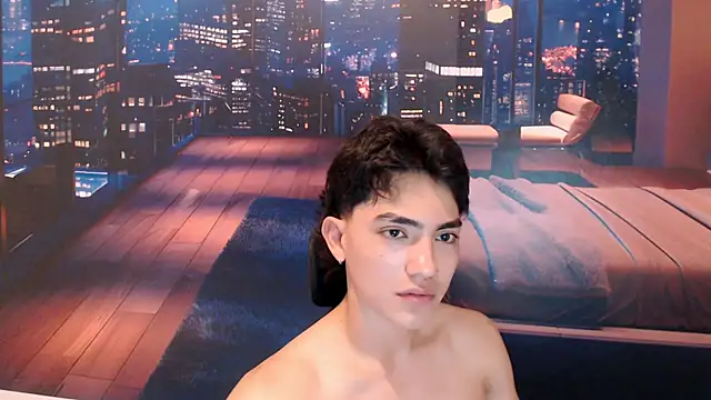 Snapshot of RomeoMillerr chatting on October 6, 9:08 pm RomeoMillerr online show from October 6, 9:08 pm