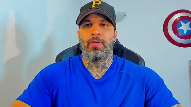 JoshRigby online show from April 21, 8:04 pm