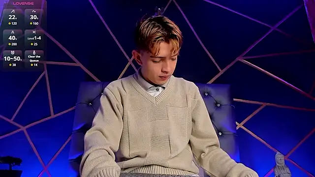 Lian Miller1  online show from February 11, 12:43 pm