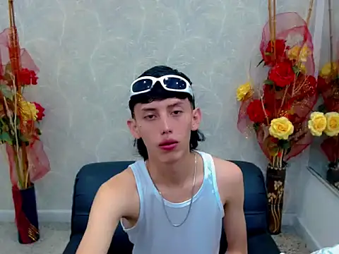 thaigo twink38 online show from October 1, 3:21 am