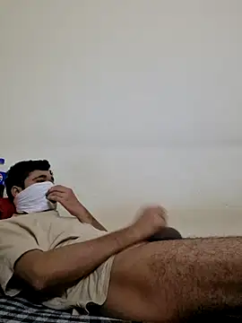 Snapshot of abhi05x chatting on October 7, 7:07 pm abhi05x online show from October 7, 7:07 pm