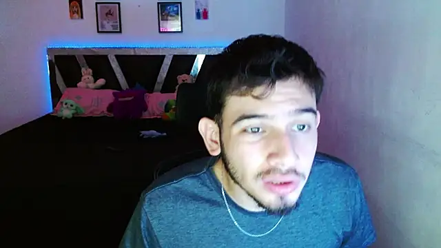 Sebasxxl12 online show from April 27, 9:53 pm