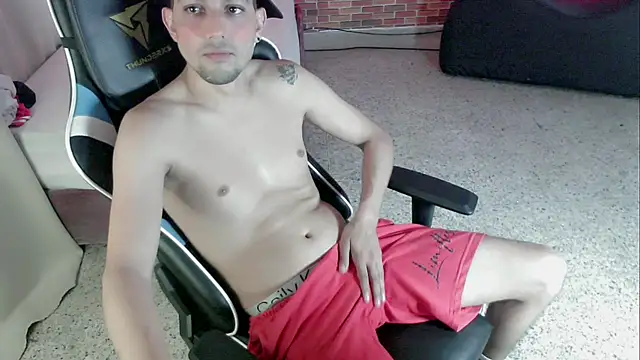 Snapshot of Bulls_23_ chatting on October 3, 1:49 pm Bulls 23 online show from October 3, 1:49 pm