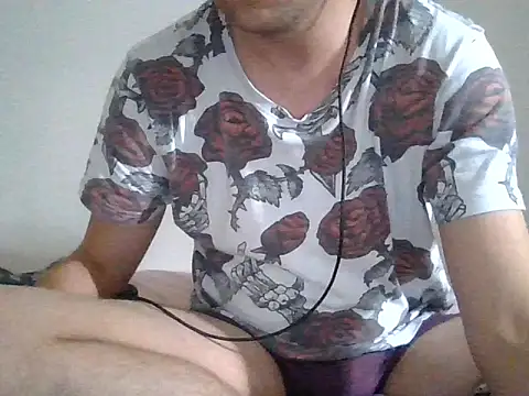 Snapshot of VanBeatPL chatting on September 29, 12:46 pm VanBeatPL online show from September 29, 12:46 pm