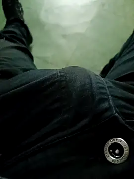 Snapshot of Mssbig chatting on October 9, 8:14 pm Mssbig online show from October 9, 8:14 pm