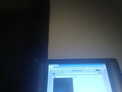 Snapshot of macKnd chatting on October 7, 8:24 pm macKnd online show from October 7, 8:24 pm