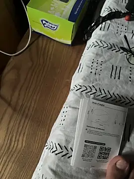 HenryLee1983-cums online show from April 28, 10:42 am