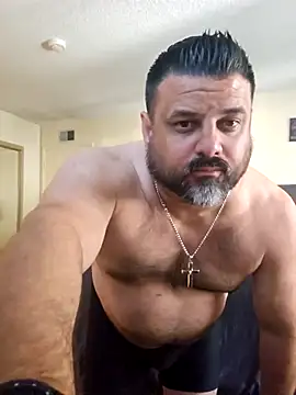 Roddog18 online show from April 23, 10:12 pm