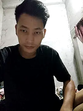 Snapshot of Uh-em95 chatting on October 3, 12:59 am Uh-em95 online show from October 3, 12:59 am