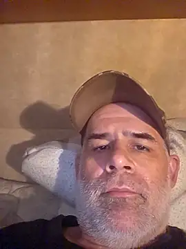 DeeBestEver online show from April 22, 10:25 pm