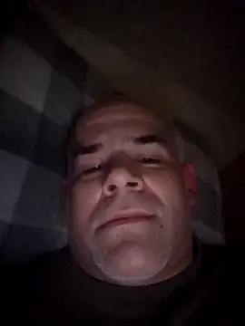 DeeBestEver online show from April 28, 2:55 pm