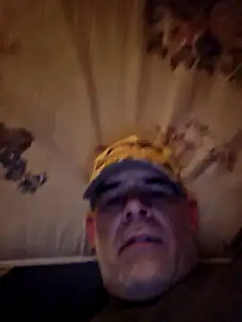 Snapshot of DeeBestEver chatting on October 8, 2:05 am DeeBestEver online show from October 8, 2:05 am